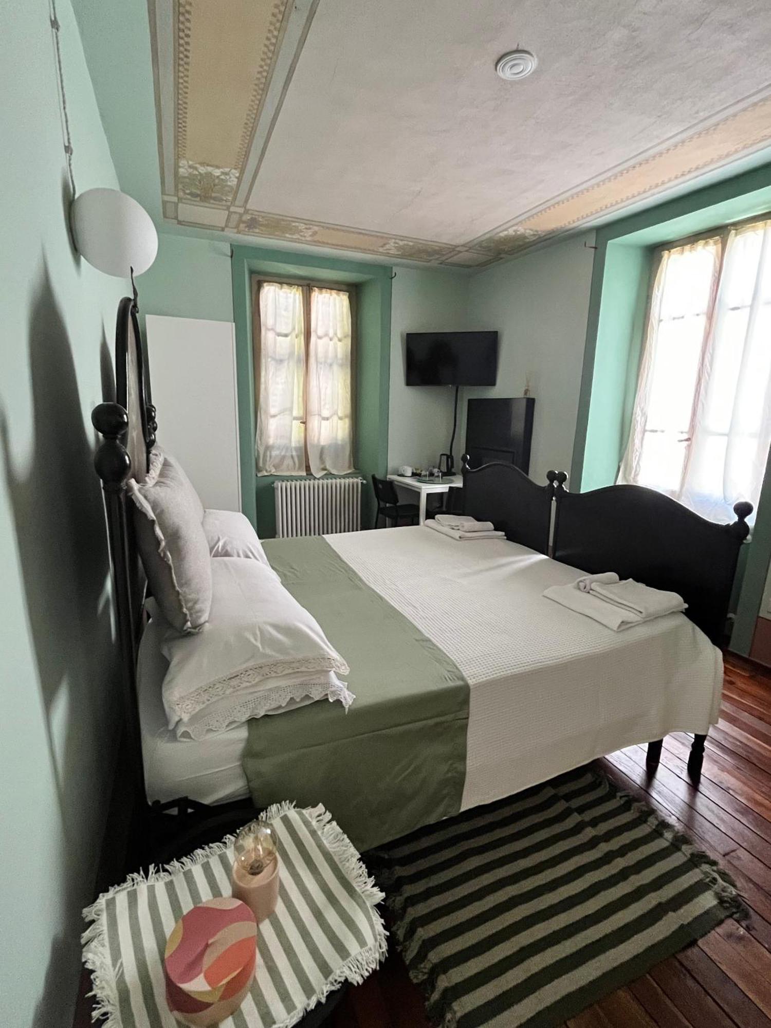 Rl - Boutique Suites & Apartments Bienno Ngoại thất bức ảnh